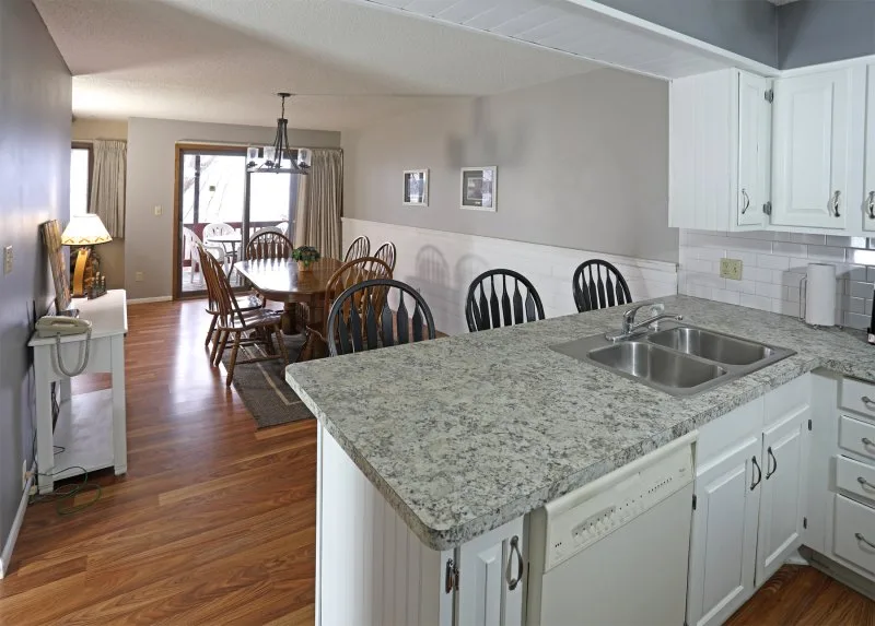 Thumbs Kitchen 1280