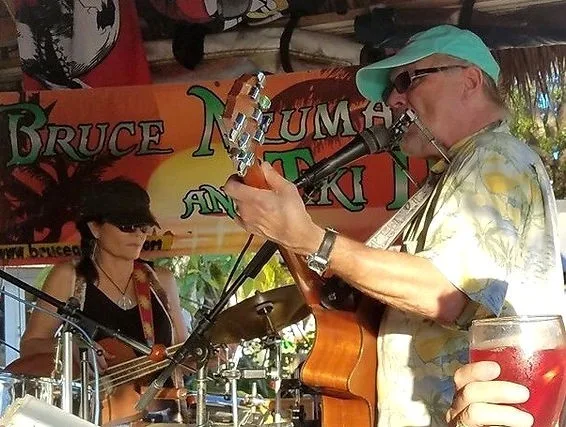 Bruce Tiki D