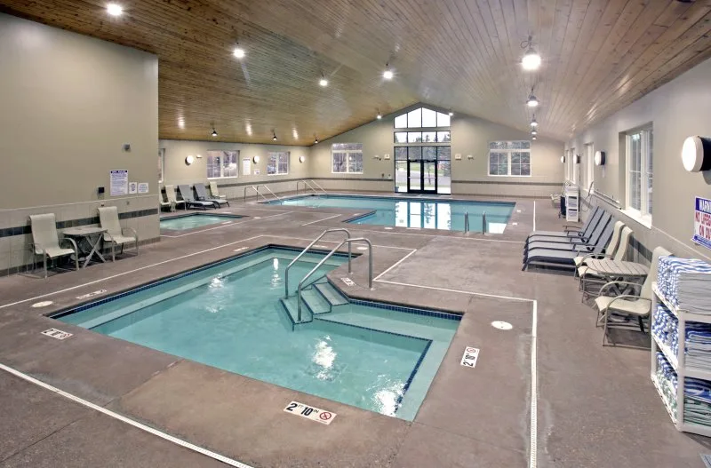 Pool7535