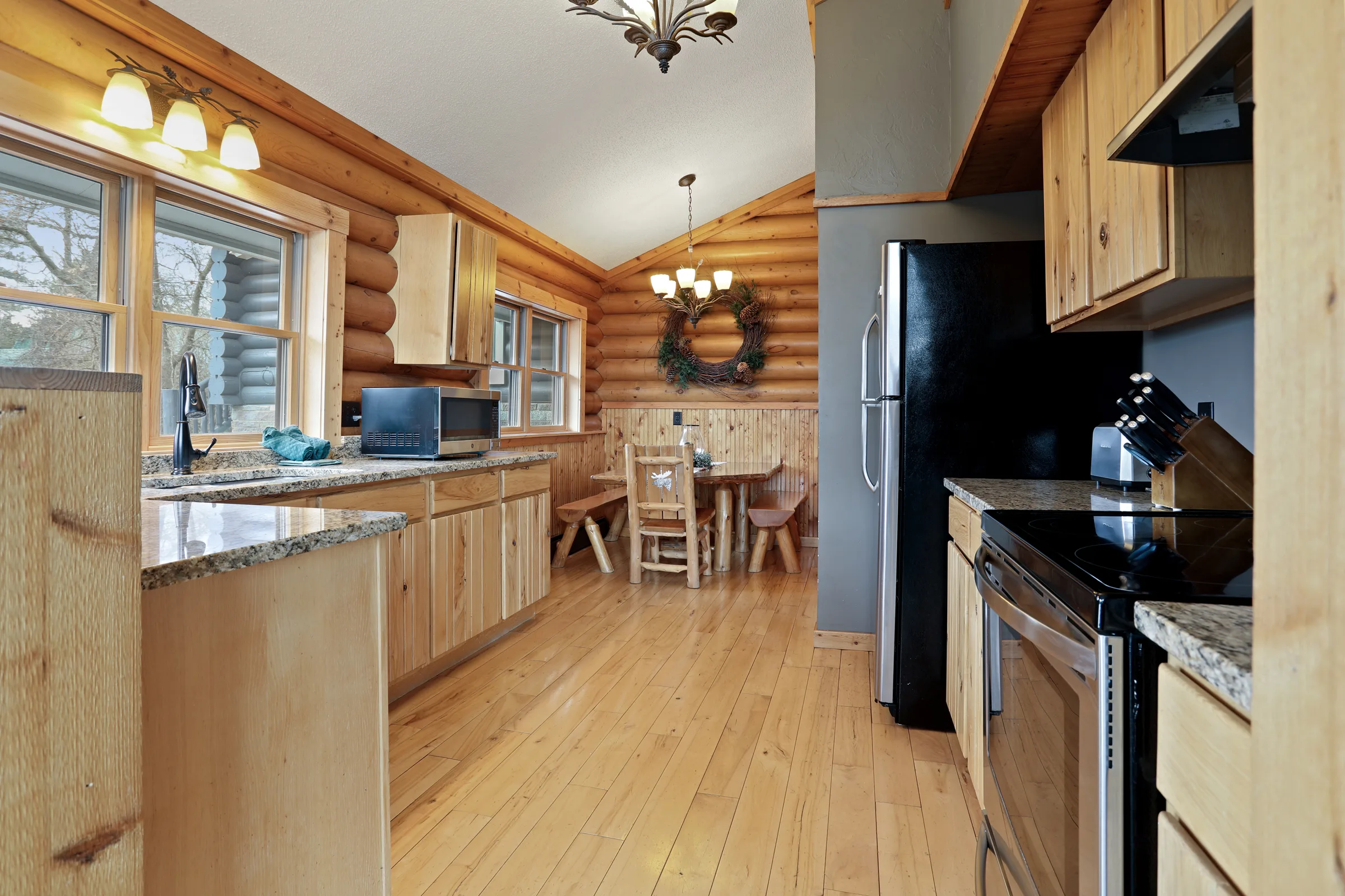 Wolf Den Kitchen1